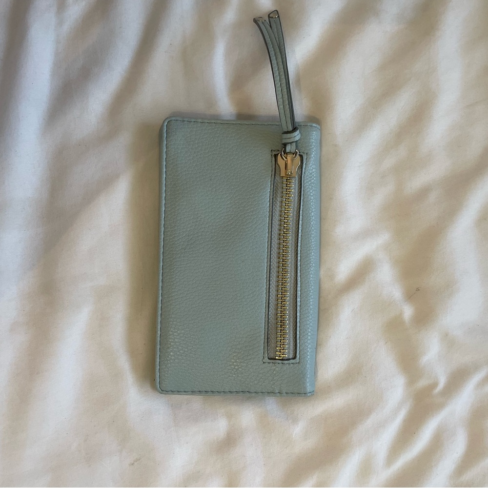 4 Wallets!